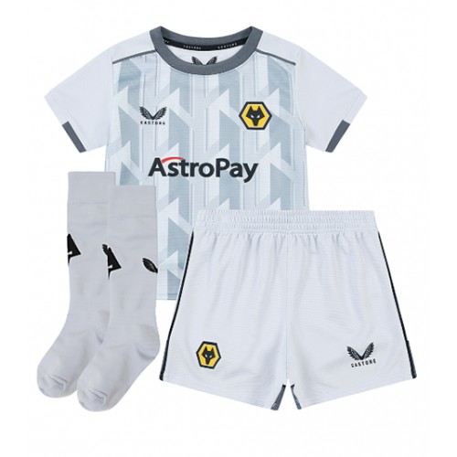 Wolves Tredjedraktsett Barn 2022-23 Kortermet (+ Korte bukser) Wolves Tredjedraktsett Barn 2022-23 Kortermet (+ Korte bukser)
